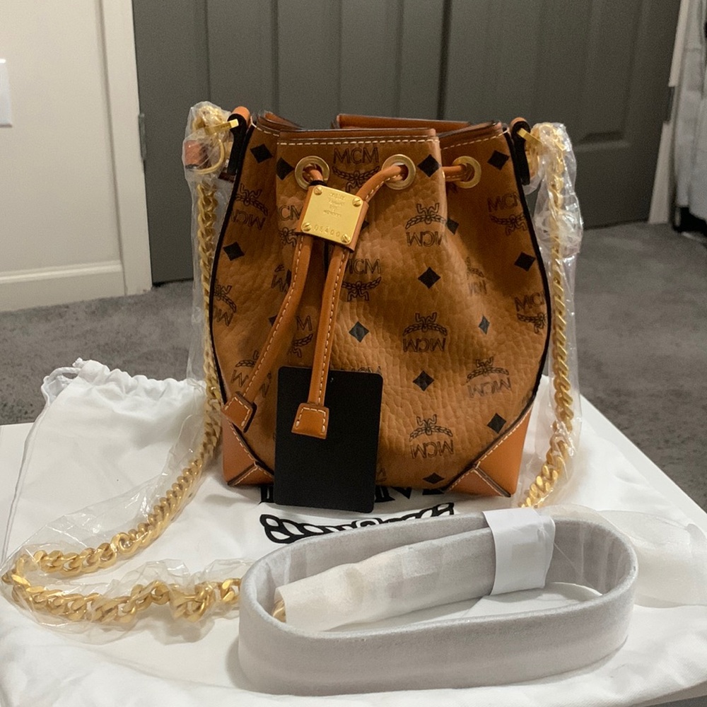 MCM Dessau Medium Visetos Bucket Bag